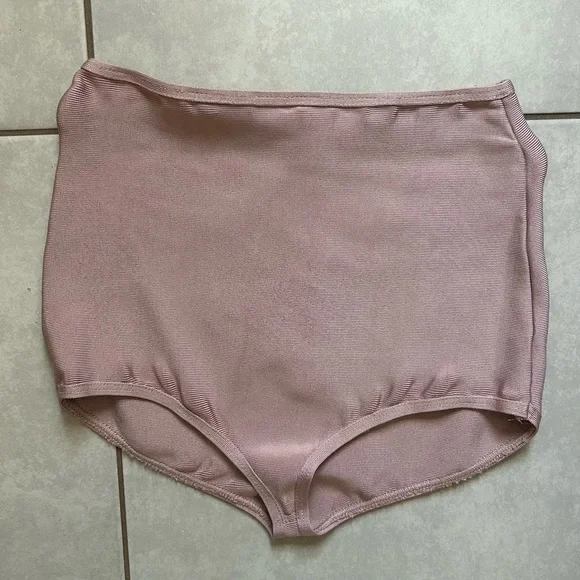 House of Cb Jarelle dress - Picture 7 of 9